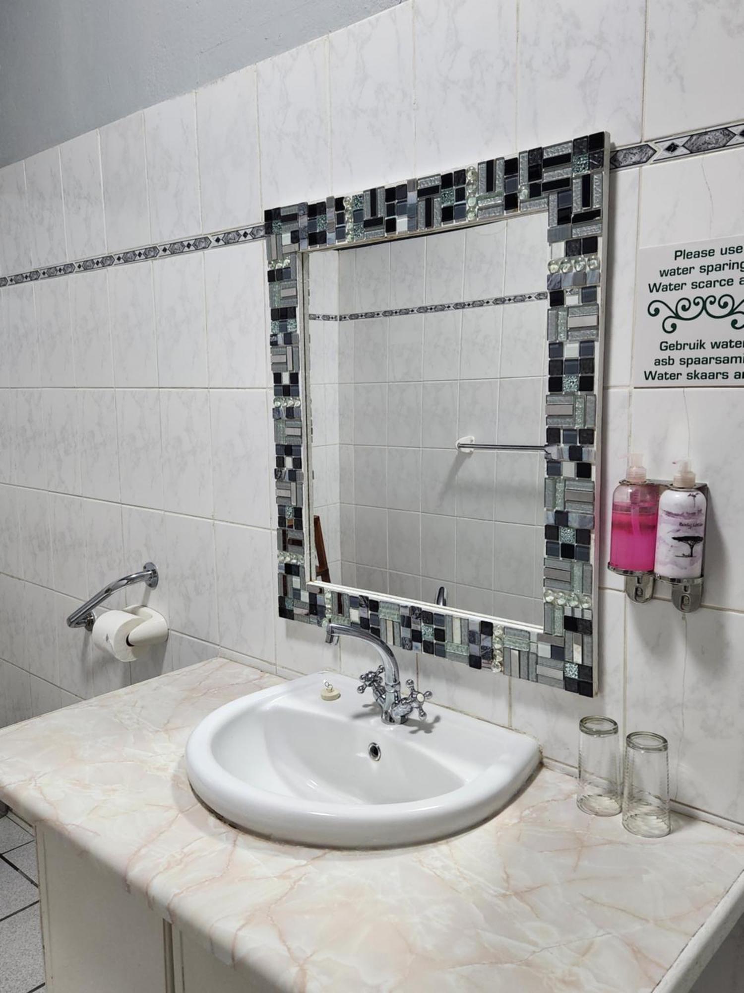 Spes Bona Guesthouse Colesberg Exteriör bild